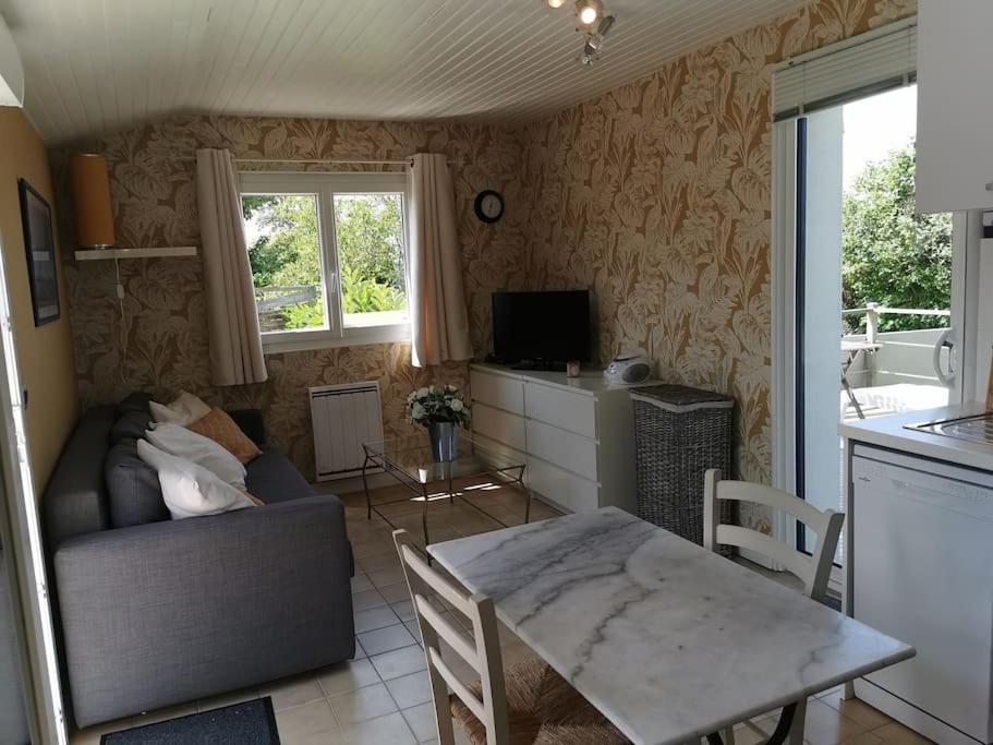 Saint-Aubin-Des-Preaux Dependance Au Calme Dans Notre Jardinヴィラ エクステリア 写真